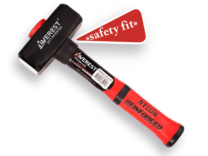 Vuisthamer Everest 1500 gram met fiberglassteel