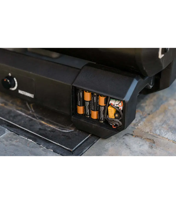 Masterbuilt ACTIE: Masterbuilt® - Portable Charcoal Grill