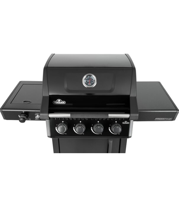 Napoleon Napoleon - Freestyle™ 425, 4 hoofdbranders, zijbrander en deur, zwart