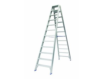 Solide Trap Type DT dubbel 2x12 treden inclusief platform