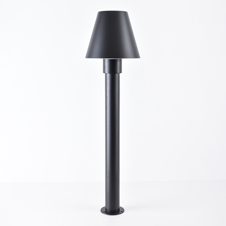 Nowoczesna lampa zewnętrzna Bruno czarna z czujnikiem, 80 cm