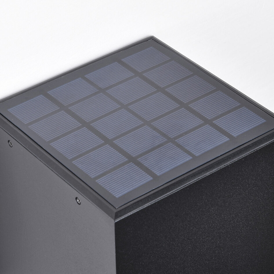 Lampa solarna zewnętrzna Vikke - czarna