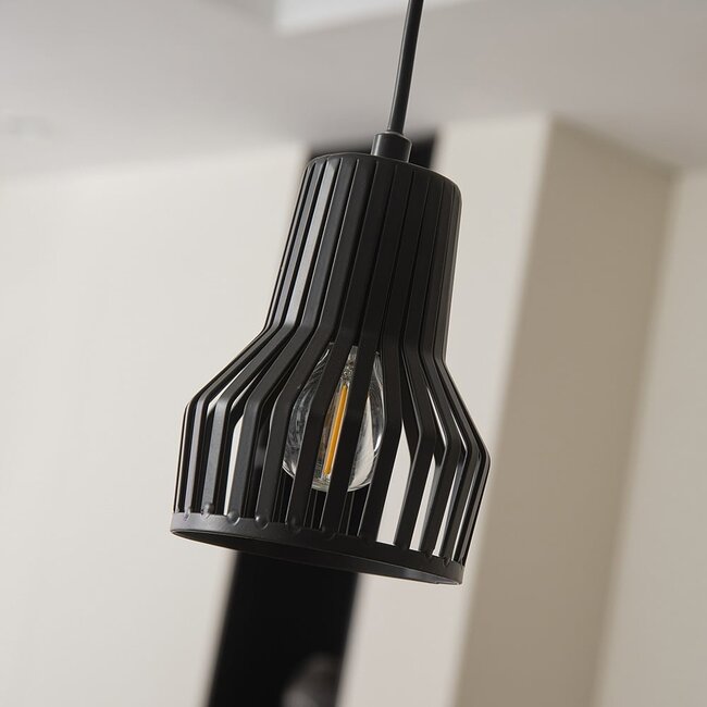 Przemysłowa czarna lampa wisząca - Hailey