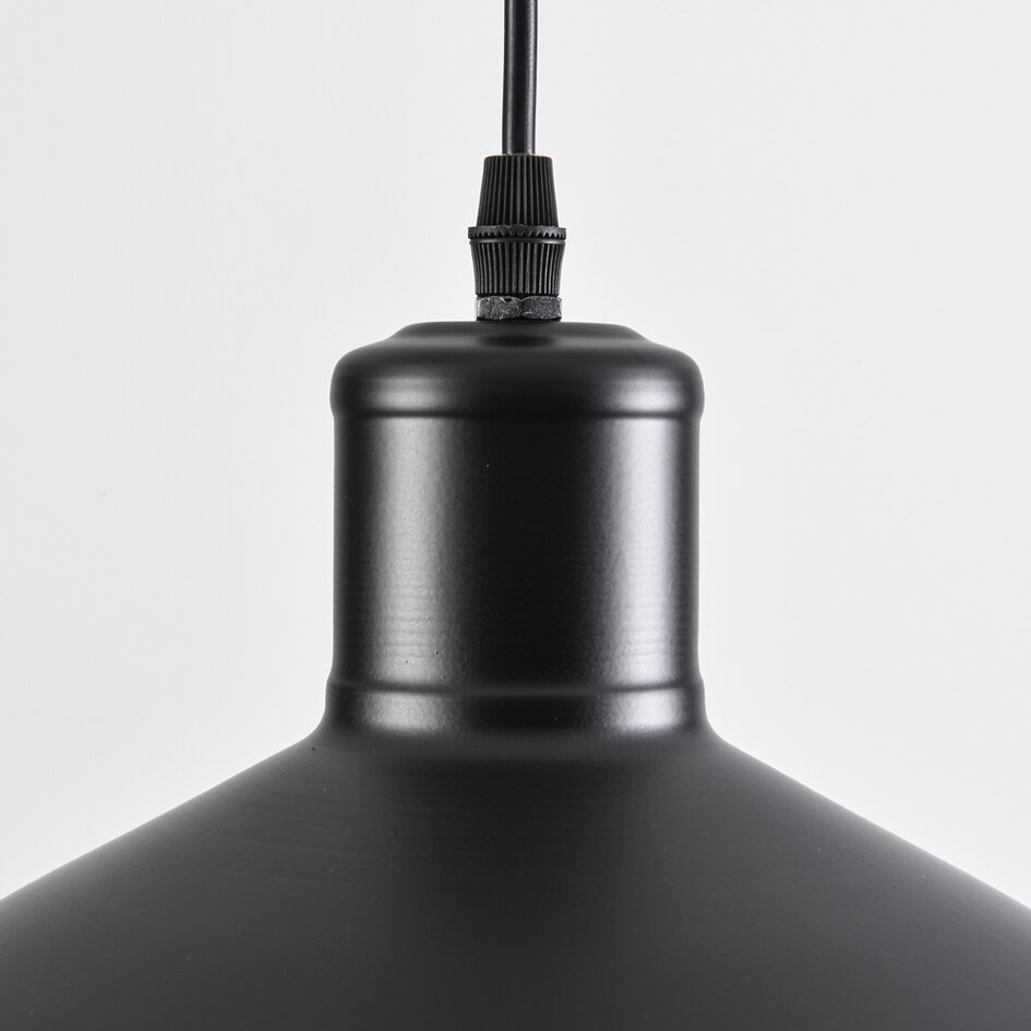 Industrialna lampa wisząca z czarnej stali - Kijów