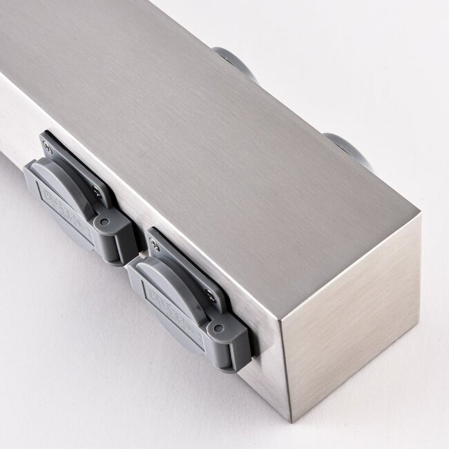 Słupek ogrodowy ze stali nierdzewnej z gniazdkiem - Fabrizio