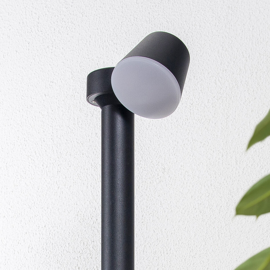 Regulowana zewnętrzna lampa podłogowa Cooper - czarna