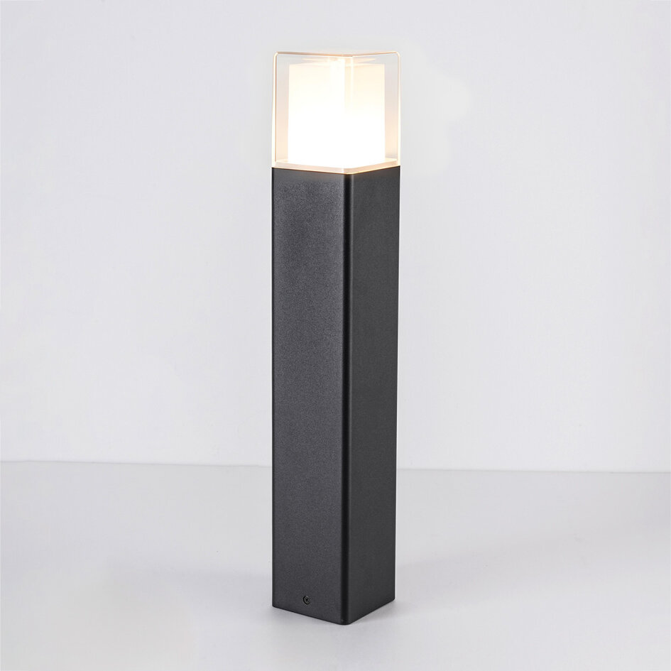Zewnętrzna lampa podłogowa czarna - Ivo