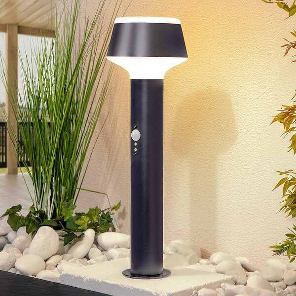 Industrialna zewnętrzna lampa podłogowa z czujnikiem - Jay