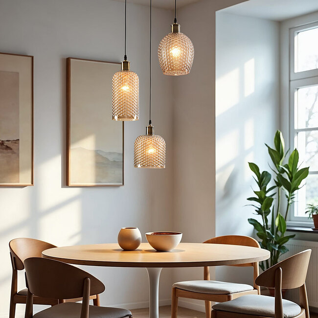 Nowoczesna lampa wisząca z 3 światłami i bursztynowym szkłem - Lana
