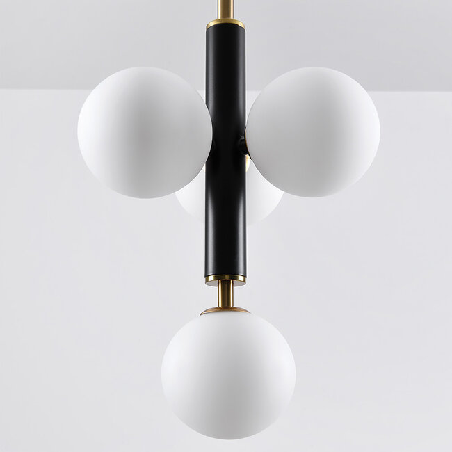 Lampa wisząca Lennard z mlecznobiałymi kulami, 4-światła