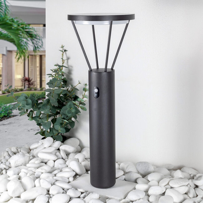 Solarna zewnętrzna lampa podłogowa Marina z czujnikiem