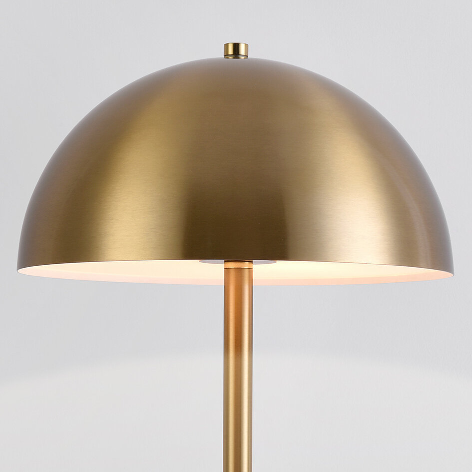 Złota lampa stołowa Joanne