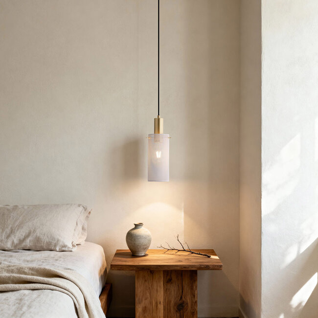 Lampa wisząca ze złotymi detalami - Valce