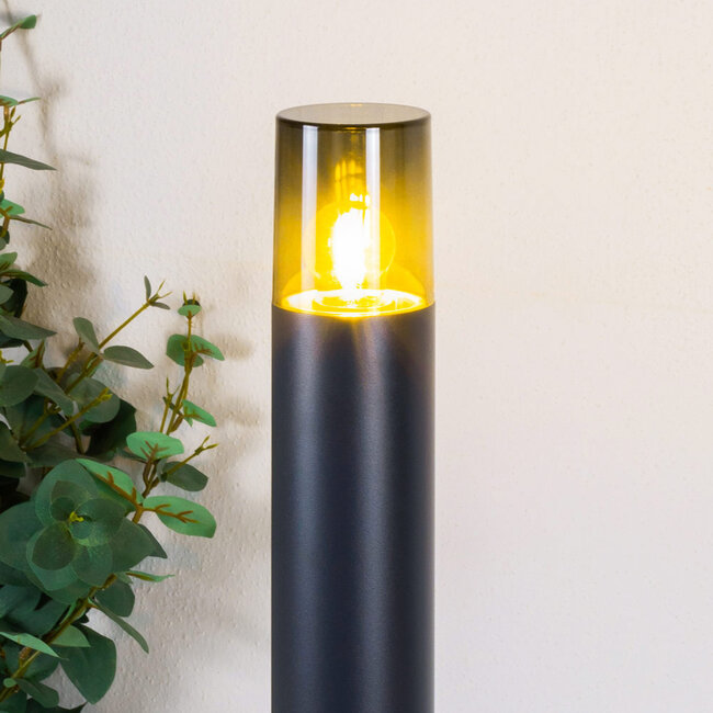 Nowoczesna lampa stojąca do ogrodu w kolorze przydymionej szarości – Jenny