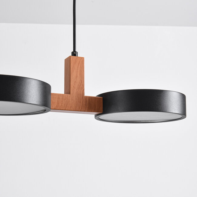 Designowa lampa wisząca z wbudowanym źródłem LED, czarna z drewnem – Aristo