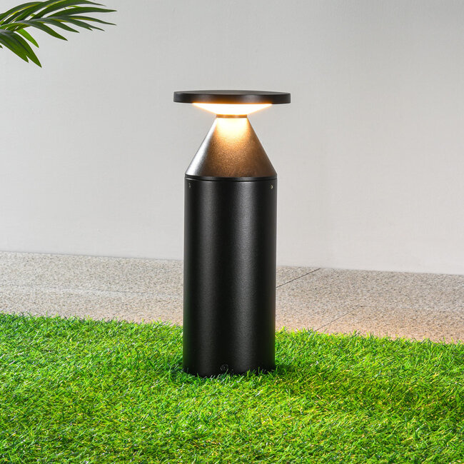 Czarna lampa stojąca do ogrodu – Ailo 30 cm