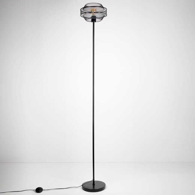 Czarna lampa podłogowa z ażurowym kloszem - Julian