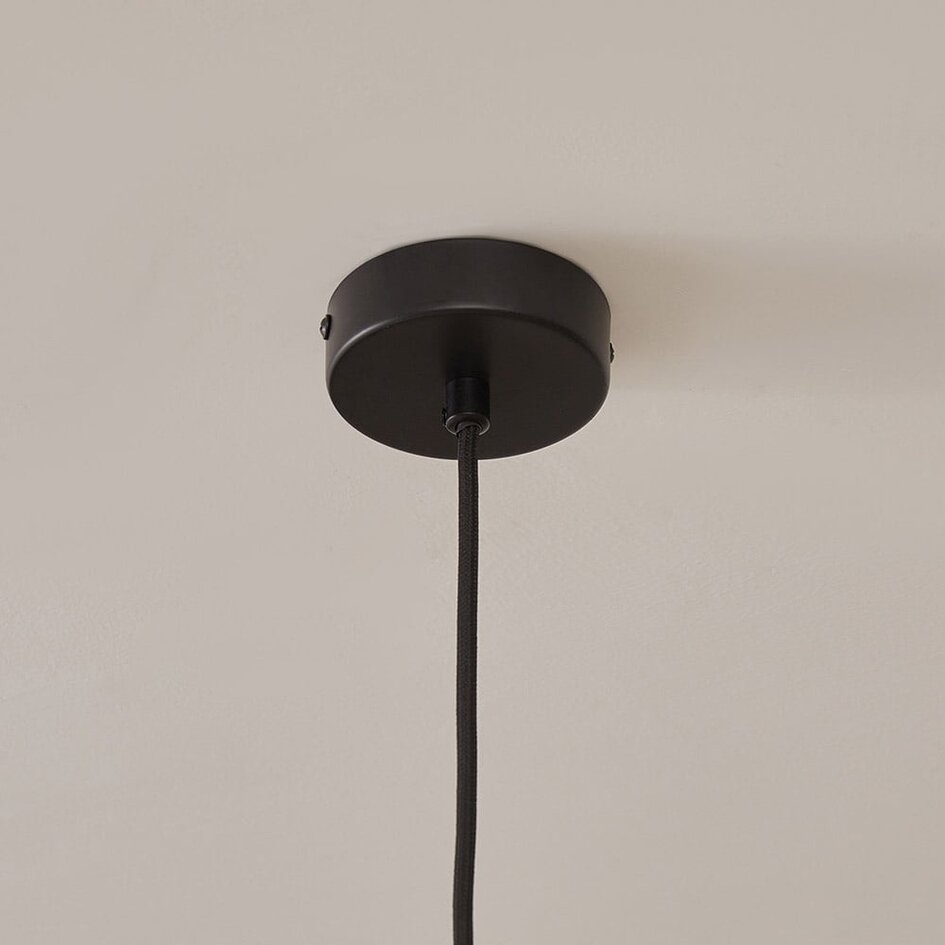 Lampa wisząca z czarnymi i złotymi detalami - Valce