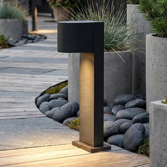 Przemysłowa lampa stojąca na zewnątrz Simone, 70 cm – czarna