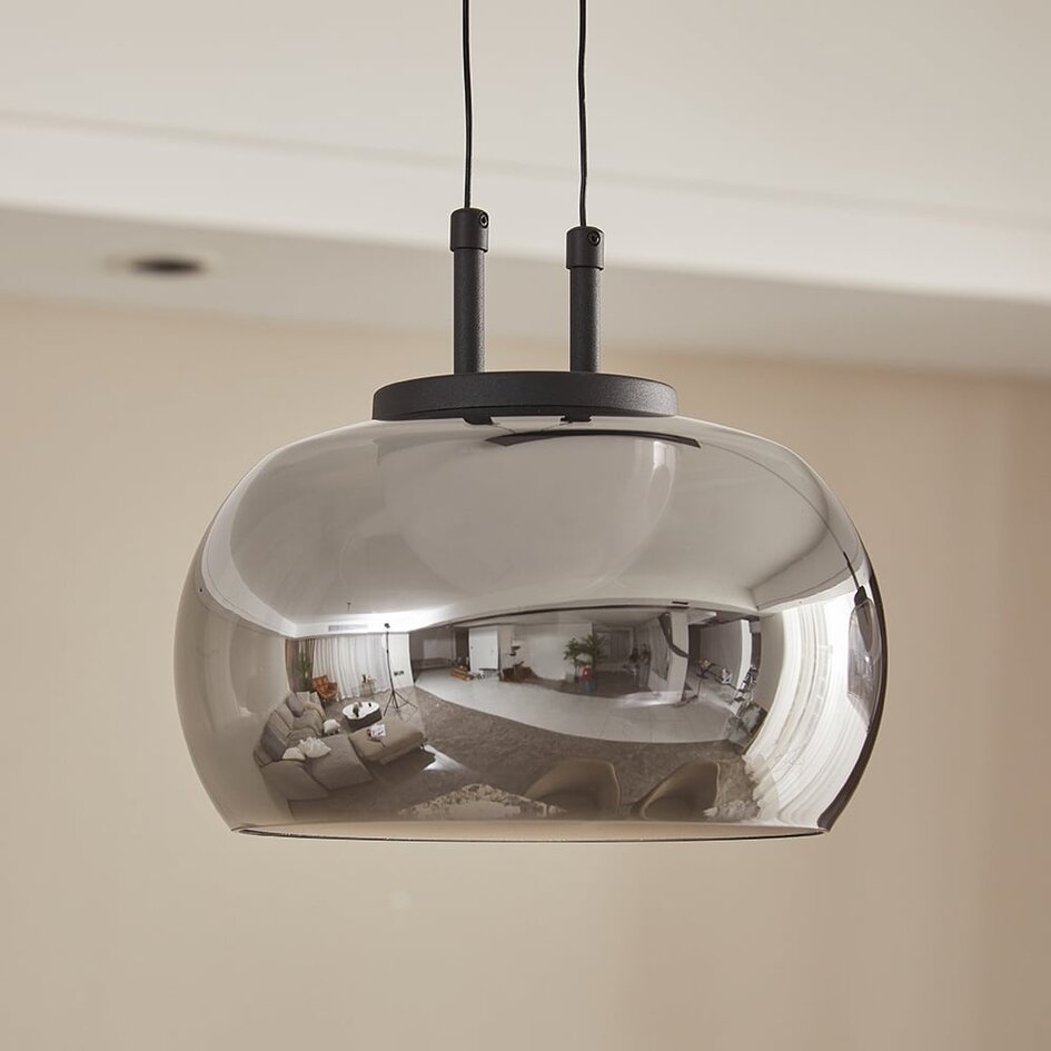 Czarna lampa wisząca Katla z przydymionym szkłem i 3-stopniową regulacją jasności