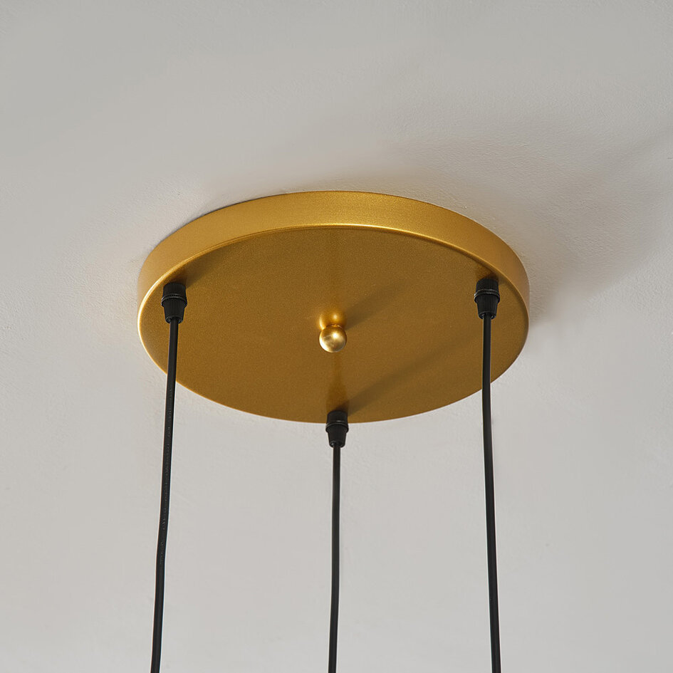 3 światła lampa wisząca Addy złota z mlecznobiałym szkłem