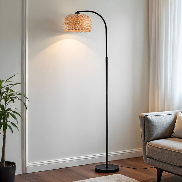 Lampa łukowa stojąca z ręcznie plecionym bambusowym kloszem - Seren