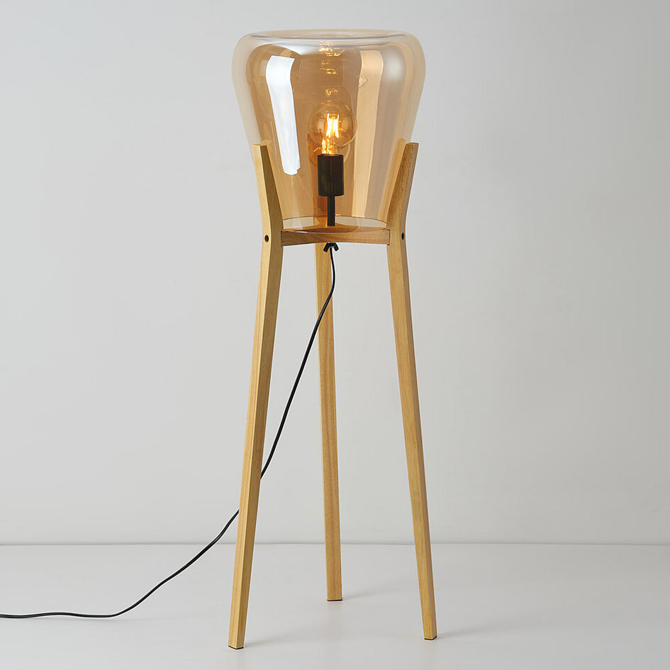 Lampa podłogowa Ditta z drewna ze szkłem bursztynowym