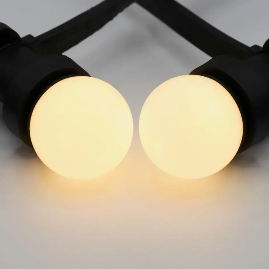 Zestaw girland świetlnych z 2-watowymi ściemnialnymi lampami LED z mlecznobiałym kloszem