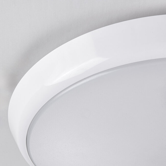 Oprawa sufitowa biała Ø25,5 cm z modułem awaryjnym, czujnikiem i przełącznikiem CCT 3000/4000/6000 K