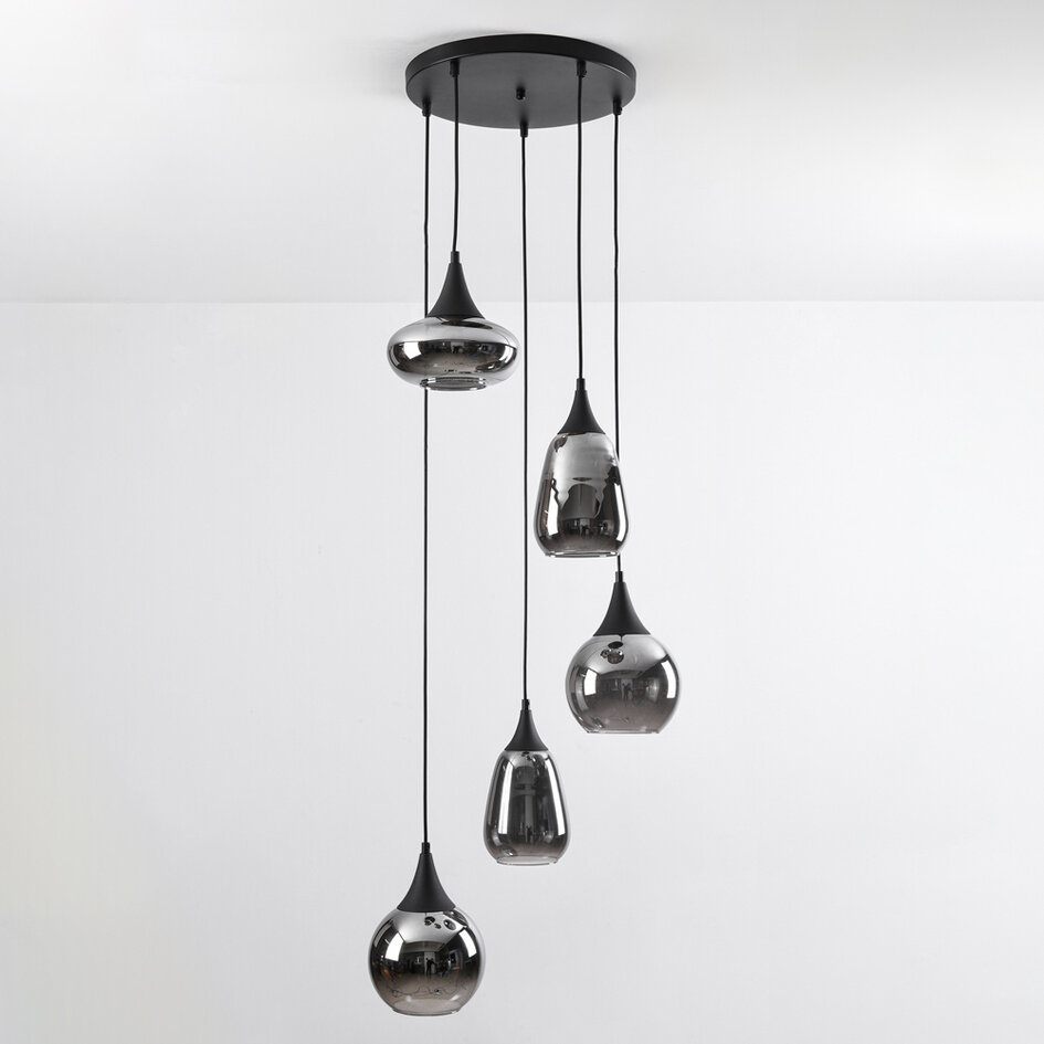 Czarna lampa wisząca Loua z przydymionym szkłem, 5 światła