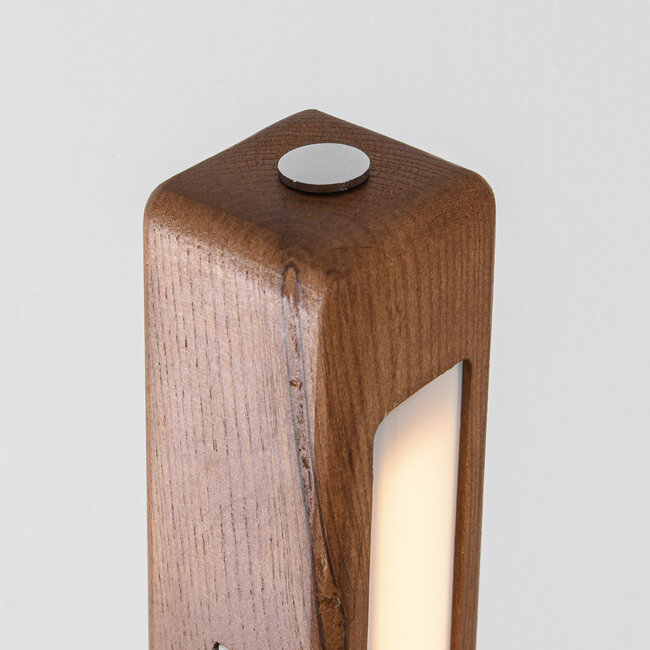 Lampa podłogowa Piata w imitacji drewna ze ściemnialnymi diodami LED