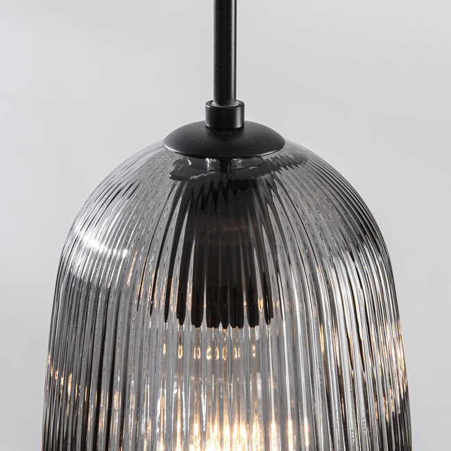 Nowoczesna lampa wisząca Melora z żebrowanym szkłem dymionym, 3 światła