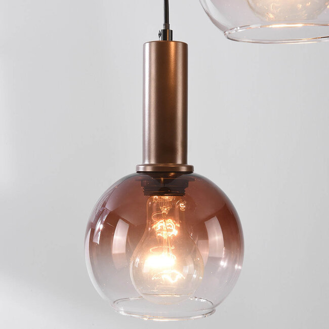 Lampa wisząca Dijon w kolorze brązowym z trzema szklanymi kulami z efektem ombre