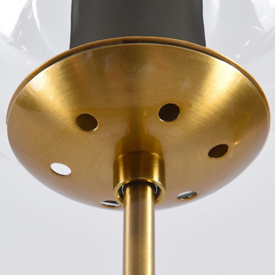 Design lampa wisząca Hepta z przezroczystymi szklanymi kulami i czarnymi gniazdkami