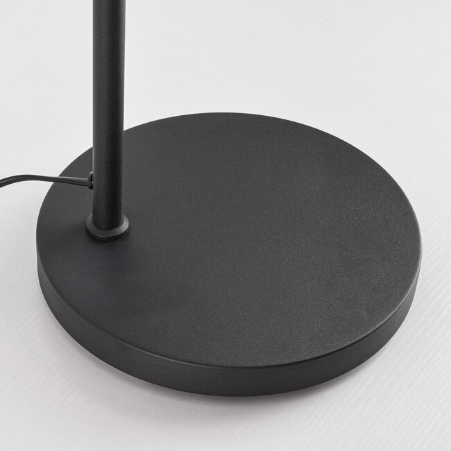 Nowoczesna lampa podłogowa w stylu boho - Hua