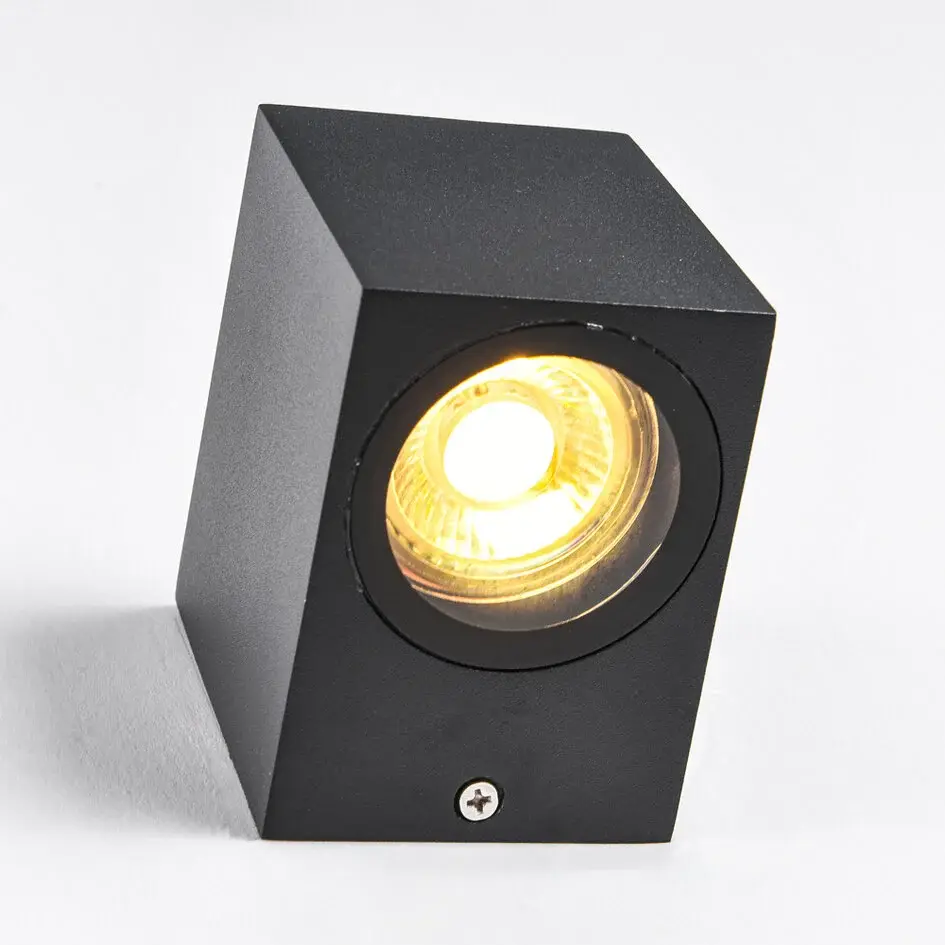 Kwadratowa lampa łazienkowa Wolfie - czarne