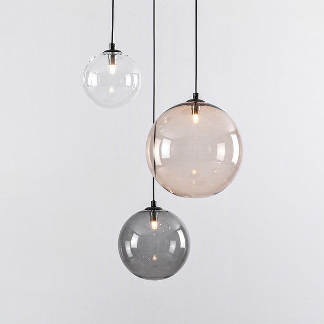 Design lampa wisząca Luminor 3 światła z różnymi szklanymi kulami