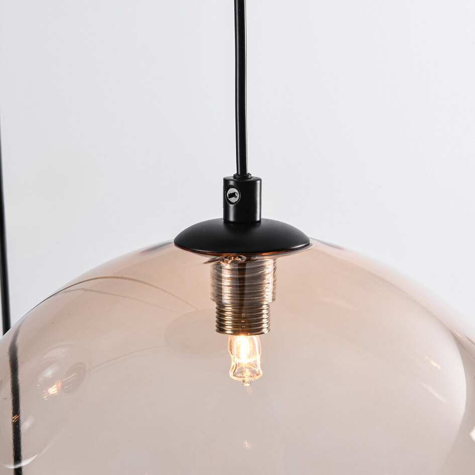 Design lampa wisząca Luminor 3 światła z różnymi szklanymi kulami