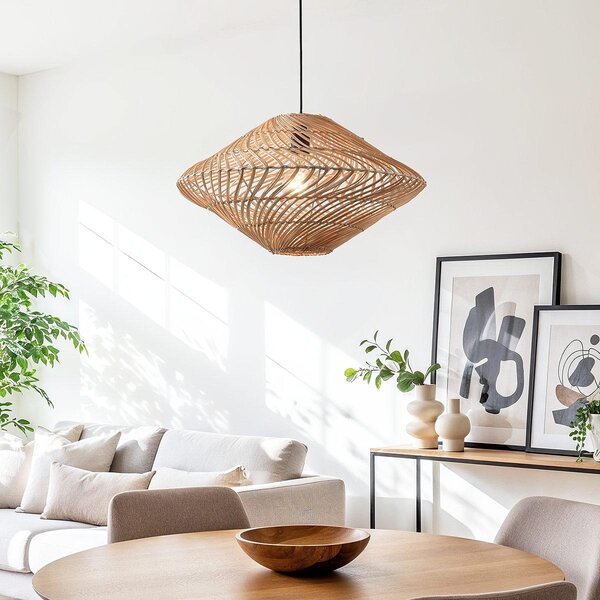 Rattanowa lampa wisząca Filum z ręcznie plecionym kloszem o zabawnym designie i ciepłym, naturalnym wyglądzie