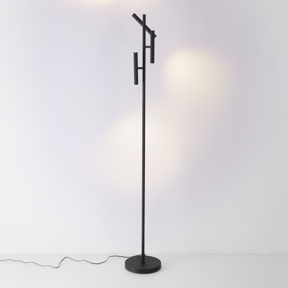 Lampa podłogowa Zhan z trzema obrotowymi reflektorami, ściemniaczem dotykowym i funkcją światła skierowanego w górę i w dół – czarna
