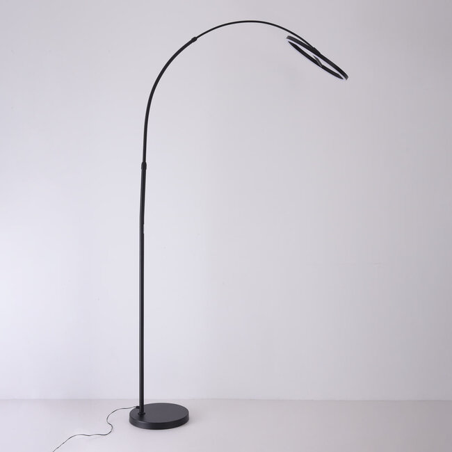 Lampa łukowa Talto w czarnym macie z wbudowanym źródłem LED i ściemniaczem dotykowym