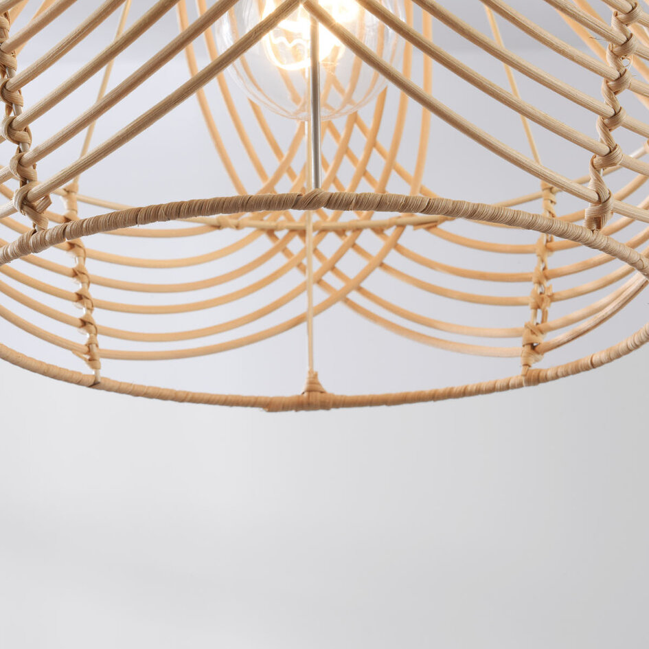Rattanowa lampa wisząca Kima z plecionym, naturalnym kloszem
