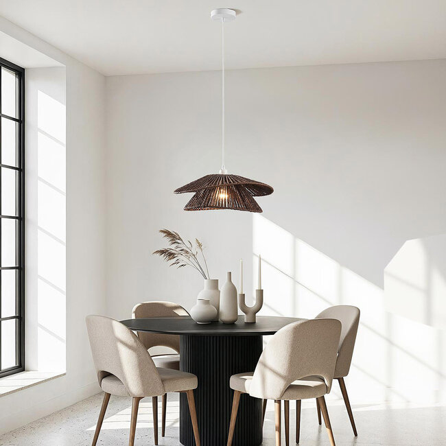 Naturalna lampa wisząca Osaka z brązowego sznurka z białą oprawą