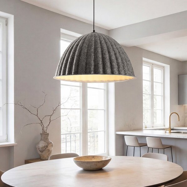 Lampa wisząca Siza z szarym, plisowanym kloszem o wyglądzie tkaniny – Ø55 cm