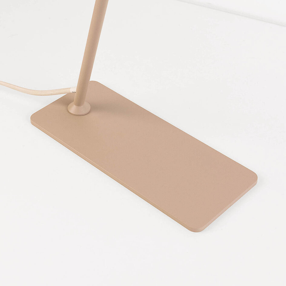 Lampa stołowa Virello w piaskowym beżu z regulowanym kloszem