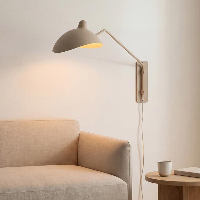 Kinkiet Virello w kolorze piaskowo-beżowym z regulowanym ramieniem i kloszem