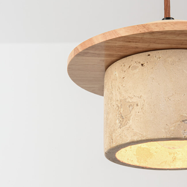 Lampa wisząca Travia w stylu Japandi z trawertynu (kamienia naturalnego) i jasnego drewna