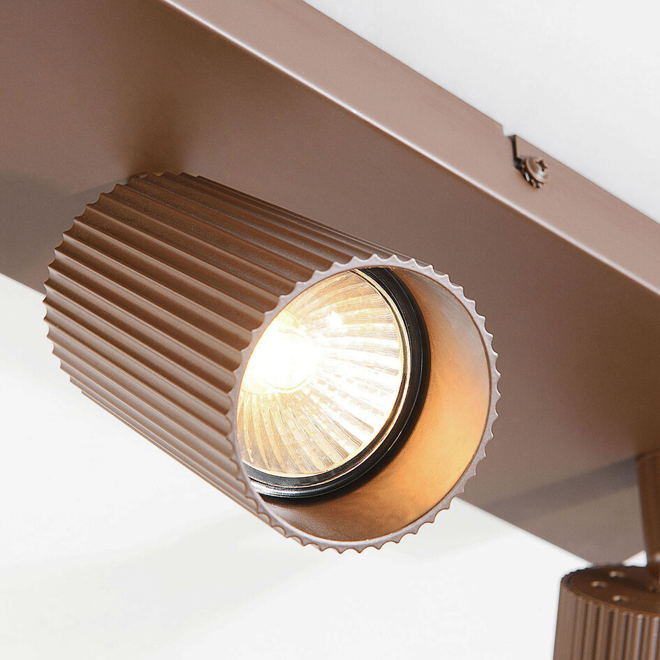 Lampa sufitowa Blaze z 3 regulowanymi reflektorami – żebrowana brązowa