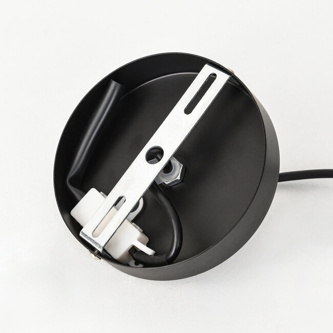 Lampa wisząca Suki z ręcznie plecionego rattanu z drewnianym detalem Ø49 cm