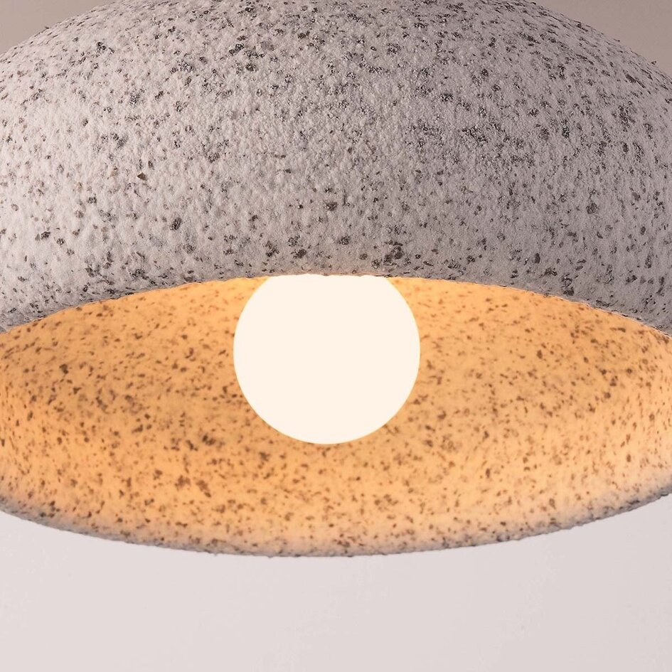 Lampa sufitowa Wabi-Sabi Zenro biała z efektem kamienia terrazzo i detalami z różowego złota